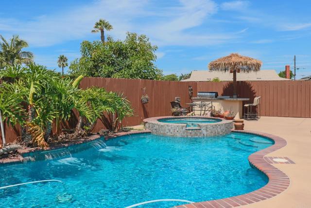 Detail Gallery Image 20 of 30 For 4410 Charger Bld, San Diego,  CA 92117 - 3 Beds | 2 Baths