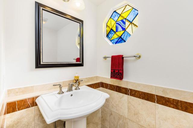 4400 Chaumont Road, Woodland Hills CA: https://media.crmls.org/mediaz/b3c88caa-ff5f-4df3-beee-cae4dd98888c.jpg