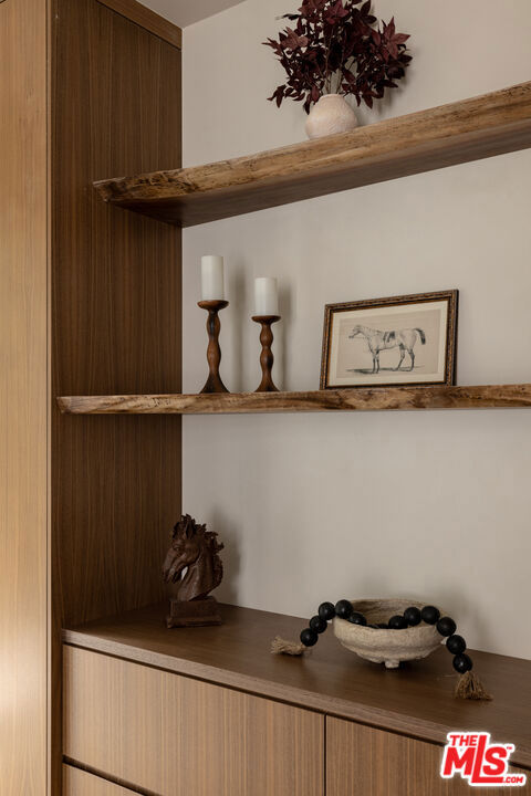 MLS #25572987 img 24