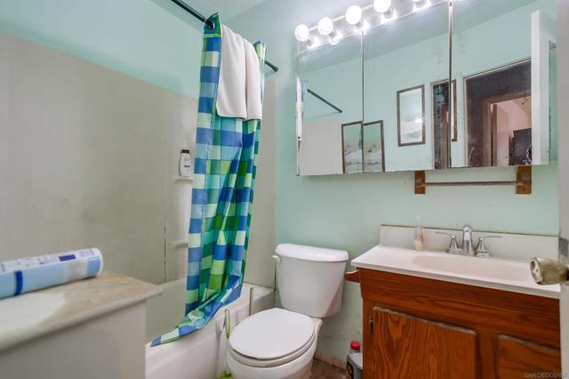 8816 Pagoda Way, San Diego CA: https://media.crmls.org/mediaz/b3cc3290-2b5b-426d-a370-b3fd473e0bf5.jpg