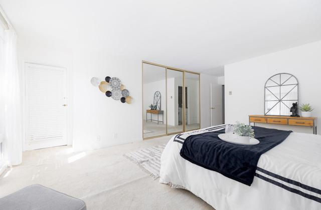 Detail Gallery Image 14 of 26 For 424 Stratford Ct #B11,  Del Mar,  CA 92014 - 2 Beds | 2 Baths