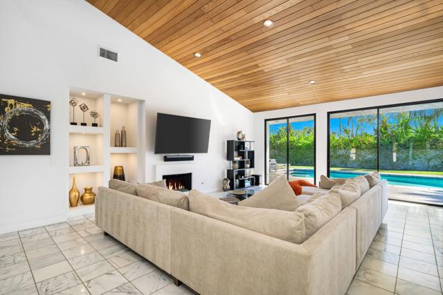 Image 14 of 49 For 71137 Patricia Park Place