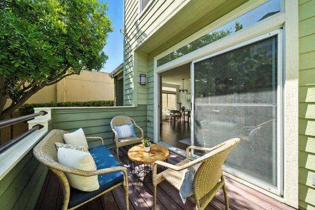 1151 La Rochelle Terrace, Sunnyvale CA: https://media.crmls.org/mediaz/b3cddee2-2127-4503-b5d3-8b034a18ee6a.jpg
