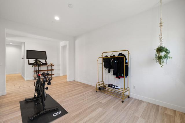Image 12 of 49 For 42939 Cowboy Court