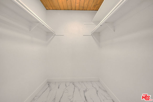 3804 Duray Place, Los Angeles CA: https://media.crmls.org/mediaz/b3cfb176-44ac-4cb5-80e9-12623d8a7a96.jpg