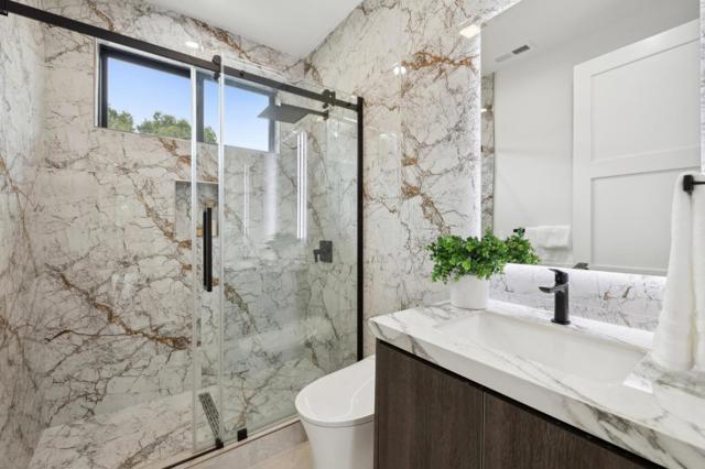 1074 Riverside Drive, Los Altos CA: https://media.crmls.org/mediaz/b3cfb787-7324-4d69-964e-ffcdd5a28026.jpg