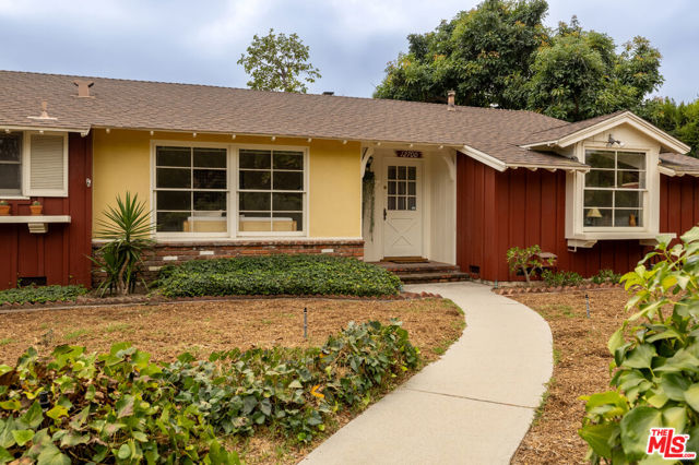 12700 Kling Street photo 1