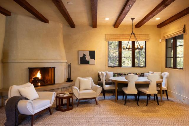 6 San Clemente Trail, Carmel CA: https://media.crmls.org/mediaz/b3d033f5-c75e-4eef-914c-210bfb82c0c9.jpg