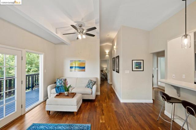 Image 19 of 57 For 2343 Mastlands Dr