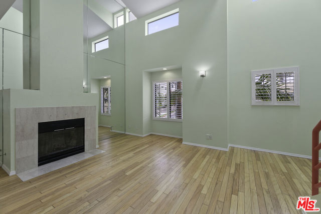 2806 6th Street photo 3