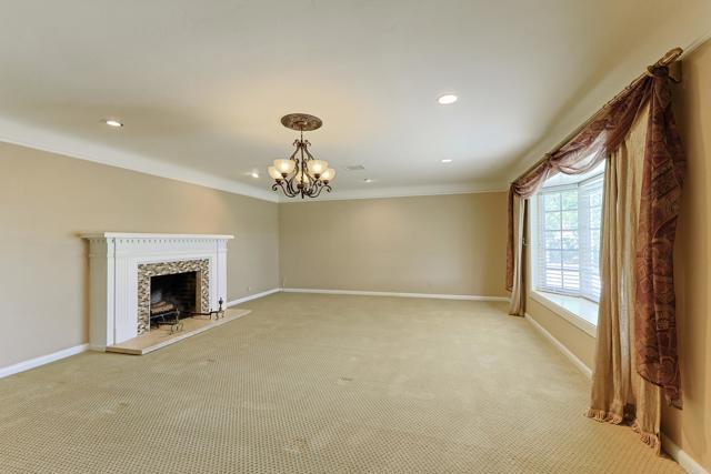 Detail Gallery Image 4 of 62 For 4350 68th Street, La Mesa,  CA 91942 - 3 Beds | 2 Baths