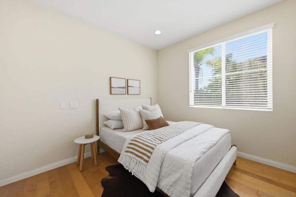 11478 Swan Lake - photo 14