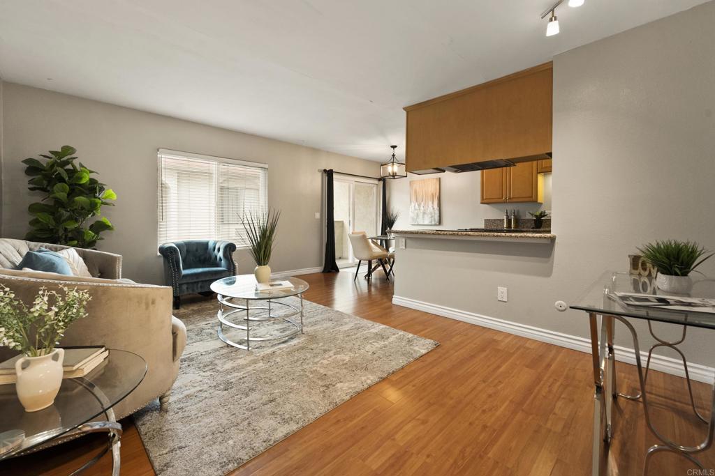 9528 Carroll Canyon Rd - photo 6