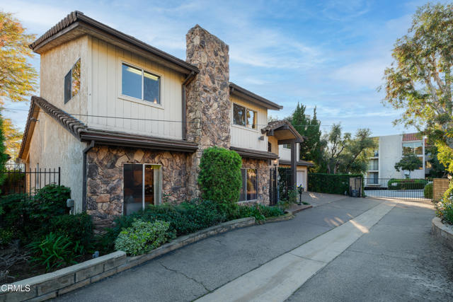 Detail Gallery Image 49 of 52 For 1400 Valley View Rd #1,  Glendale,  CA 91202 - 4 Beds | 3/1 Baths