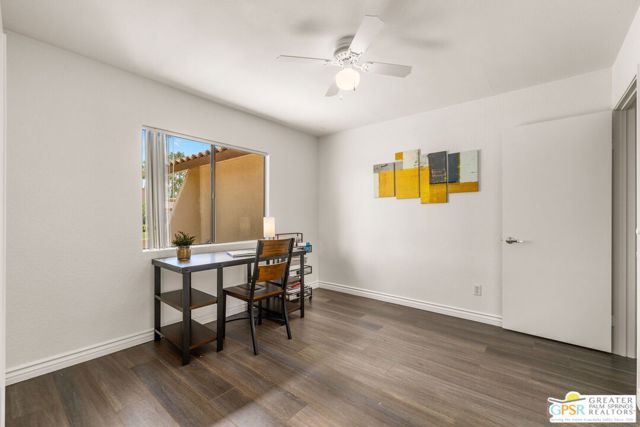 75190 Via Manzano, Palm Desert CA: https://media.crmls.org/mediaz/b3d36eab-d537-49a8-a11c-9e0e0a34c50a.jpg
