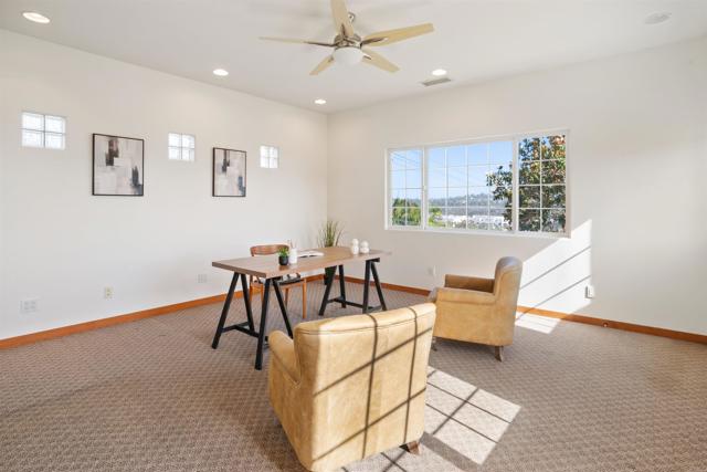 2320 Ivy Road, Oceanside CA: https://media.crmls.org/mediaz/b3d494eb-3c7d-479b-bbdb-d6b52f51461d.jpg