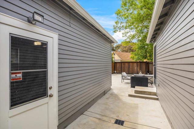 220 Lindbergh Street, San Mateo CA: https://media.crmls.org/mediaz/b3d4a526-4af0-487e-a755-eed3f103a54d.jpg