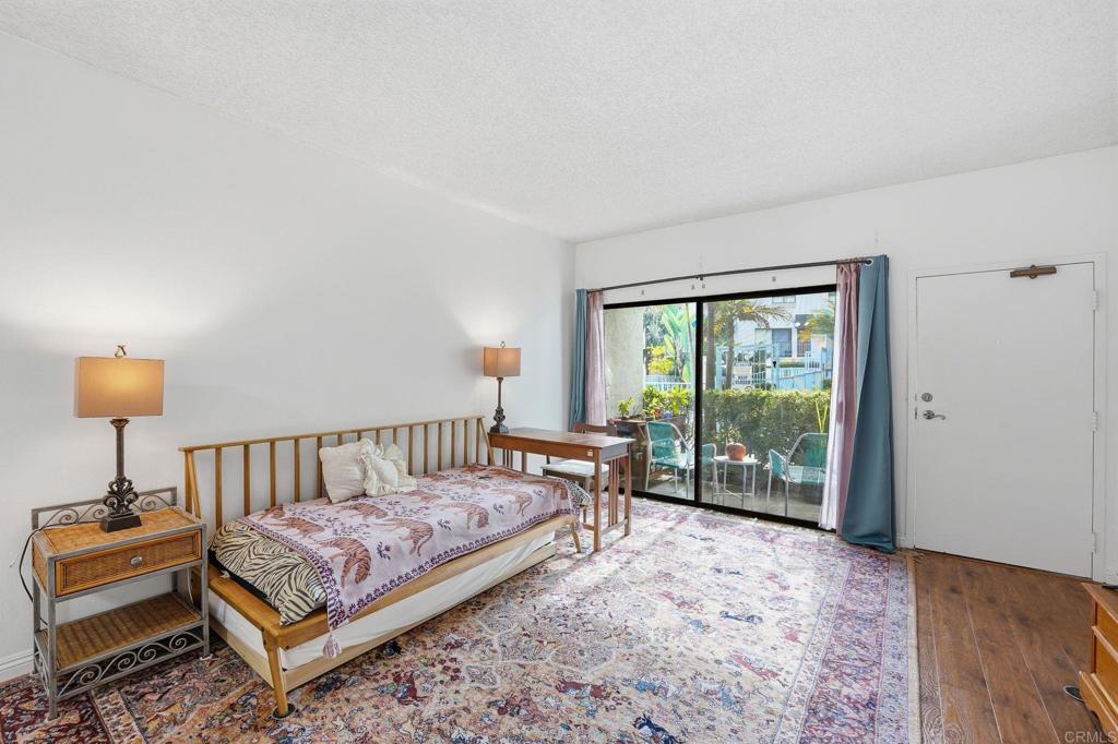 8310 Regents Road - photo 2