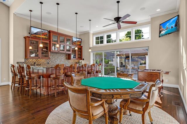 24 Timberview Ct., Danville CA: https://media.crmls.org/mediaz/b3d76bc0-2e40-4b48-8334-74f9ac7a6a13.jpg