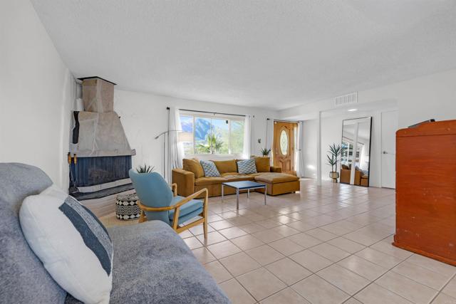 Detail Gallery Image 4 of 38 For 3129 Frying Pan Rd, Borrego Springs,  CA 92004 - 3 Beds | 3 Baths