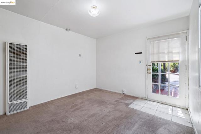 1408 E 15Th St, Oakland CA: https://media.crmls.org/mediaz/b3d85e57-2420-4051-984d-11acfe4a5311.jpg