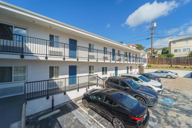 Image 11 of 19 For 1315 Morena Blvd