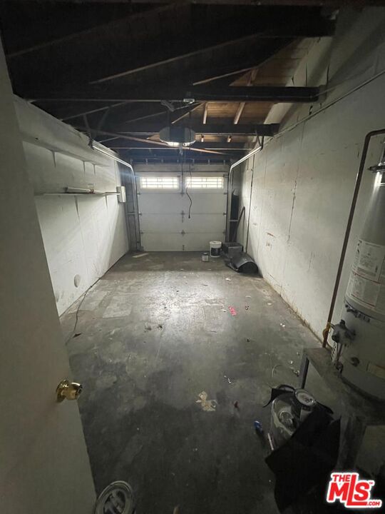 244 E 49th Street, Long Beach CA: https://media.crmls.org/mediaz/b3d93874-d37b-4c97-a8c2-b6311122b70d.jpg