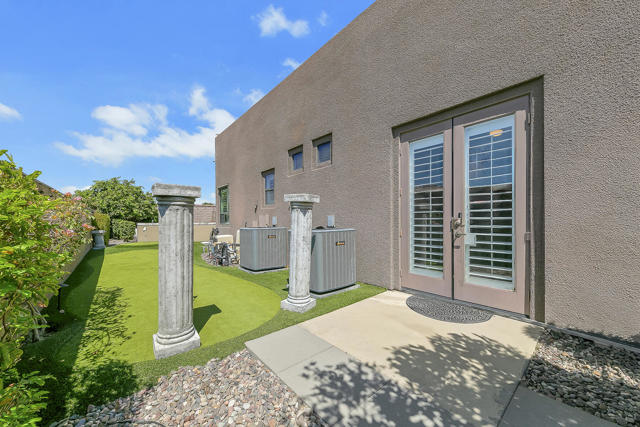 48749 Renewal Street, Indio CA: https://media.crmls.org/mediaz/b3d96386-d36d-4ba8-8eba-6d13454ff3d7.jpg