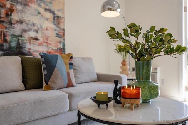 5055 Collwood Blvd, San Diego CA: https://media.crmls.org/mediaz/b3d99d44-57c6-4379-a770-5dd7144fd595.jpg