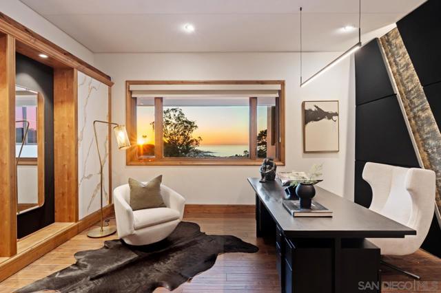 Image 45 of 69 For 8080 La Jolla Scenic Dr