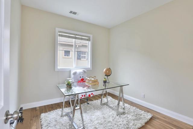 1051 W Iowa Avenue, Sunnyvale CA: https://media.crmls.org/mediaz/b3da3f62-cb91-4546-b184-8bd0b958a15f.jpg