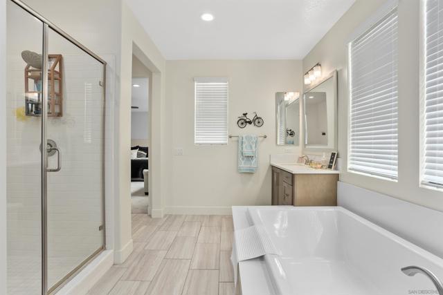 303 Ventasso Way, Fallbrook CA: https://media.crmls.org/mediaz/b3da690e-2b9e-40fe-93d4-da14721baa4b.jpg