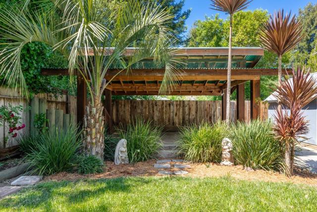 5324 Plateau Drive, Felton CA: https://media.crmls.org/mediaz/b3db7101-8525-421a-b91e-91d537cc0dcf.jpg