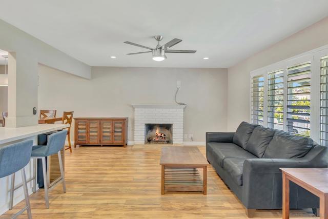 Image 3 of 46 For 7328 Hamlet Ave