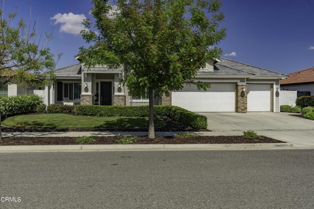 Detail Gallery Image 8 of 35 For 11612 Shady Valley Pl, Bakersfield,  CA 93311 - 3 Beds | 2/1 Baths