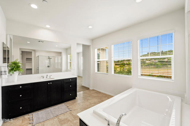 481 Alabama Street, Ventura CA: https://media.crmls.org/mediaz/b3ded392-ab3a-47eb-a1b6-67628285e731.jpg