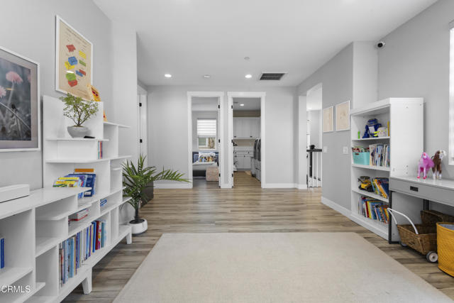 Detail Gallery Image 27 of 64 For 4173 Caribbean St, Oxnard,  CA 93035 - 4 Beds | 3 Baths