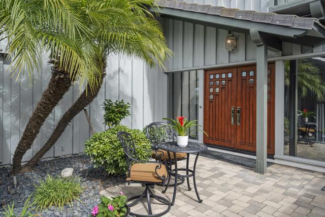 1151 Catalina Boulevard, San Diego CA: https://media.crmls.org/mediaz/b3dfe4c6-79a9-457d-8cba-06fe081f72b9.jpg