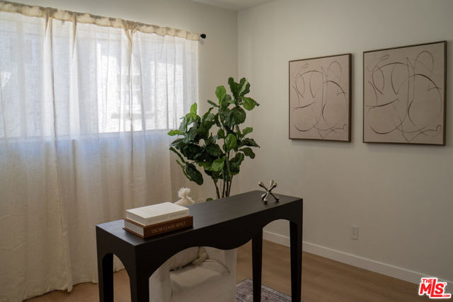 4579 Ambrose Avenue, Los Angeles CA: https://media.crmls.org/mediaz/b3e045f3-fa6a-472d-8ea6-582ae38dc548.jpg