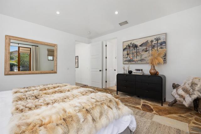 227 Neptune Ave, Encinitas CA: https://media.crmls.org/mediaz/b3e0e180-9083-4435-8672-a8c8698d5f56.jpg