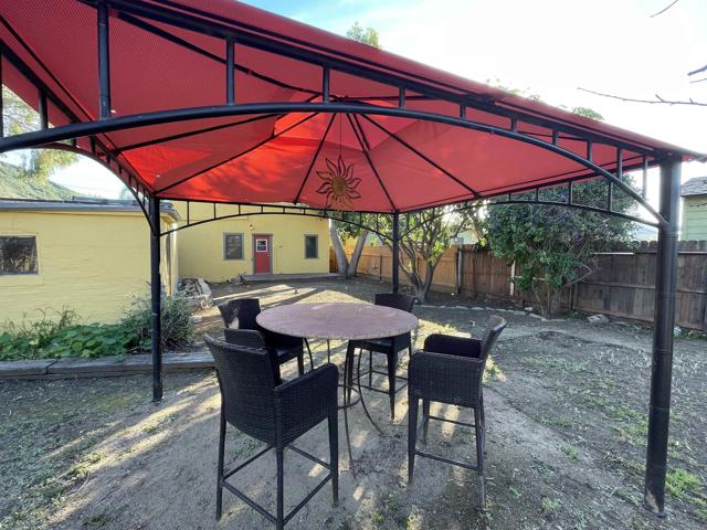 Detail Gallery Image 37 of 47 For 121 E Warner St, Ventura,  CA 93001 - 2 Beds | 1 Baths