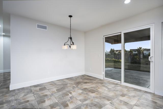 8973 CARLEY CIR, San Diego CA: https://media.crmls.org/mediaz/b3e16d5c-cb3b-4963-b7df-d63ca869fbce.jpg