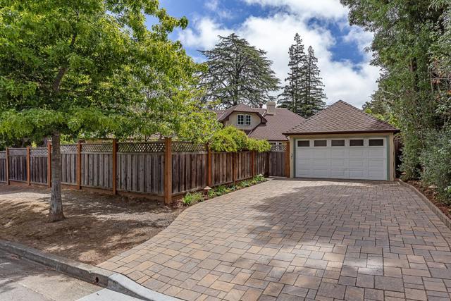 635 Occidental Avenue, San Mateo CA: https://media.crmls.org/mediaz/b3e1fb4b-f65c-4839-8be0-72d55d7ad7d8.jpg