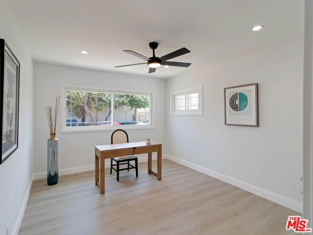 10315 Condon Avenue photo 19