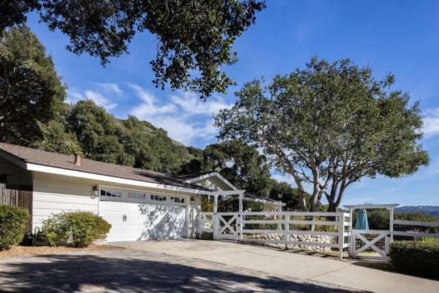 167 El Caminito Road, Carmel Valley CA: https://media.crmls.org/mediaz/b3e30808-3dfc-4855-ace1-283b7c9d899d.jpg