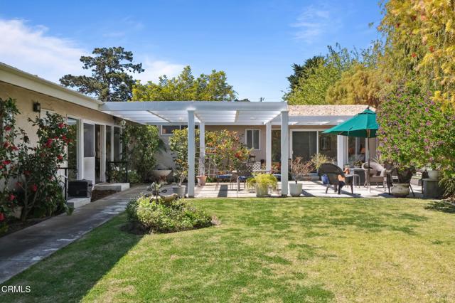 262 Crestwood Avenue, Ventura CA: https://media.crmls.org/mediaz/b3e3f5b8-c705-41c1-885b-8ee6033e63ac.jpg