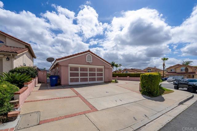 Detail Gallery Image 1 of 1 For 11945 via Hacienda, El Cajon,  CA 92019 - 3 Beds | 2 Baths