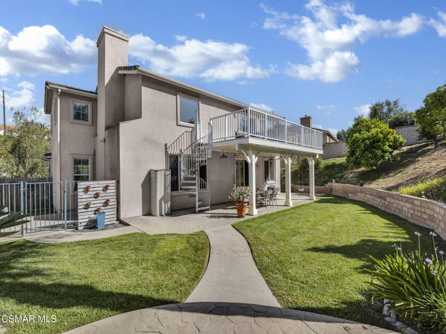 659 N Muirfield Avenue, Simi Valley CA: https://media.crmls.org/mediaz/b3e4a1ad-4171-4974-a8cf-fcd755efeacc.jpg