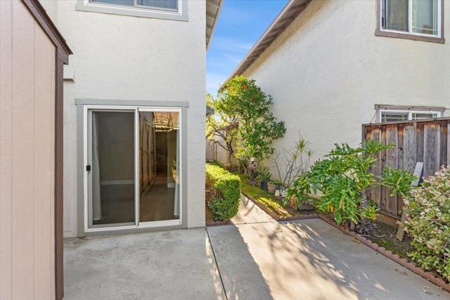 1858 Home Gate Drive, San Jose CA: https://media.crmls.org/mediaz/b3e4c132-206e-48f1-bbbf-b8d2e2561fbd.jpg