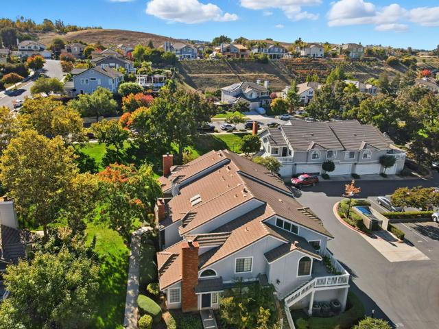 2512 Yerba Hills Court, San Jose CA: https://media.crmls.org/mediaz/b3e73856-d0ab-47be-a49f-5a820203fd75.jpg